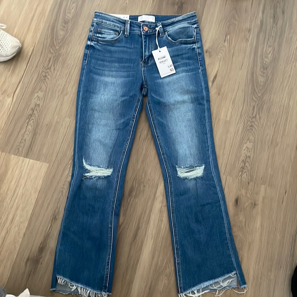 VERVET BLUE RIPPED JEANS